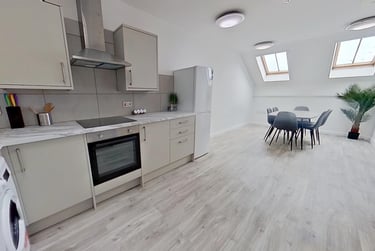4 bed flat, Mansfield Road, Arboretum, Nottingham, NG13HW - Image 1