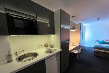 1 bed studio, Damside Street, City Centre, Lancaster, LA11AW - Image 3
