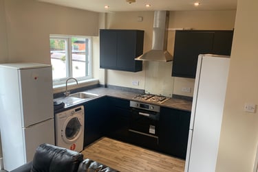 5 bed house, Hathersage Rd, Victoria park, Manchester, M130EJ - Image 2