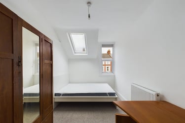8 bed house, Old Tiverton Road, Mount Pleasant, Exeter, EX46NG - Image 12