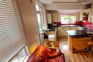 5 bed house, Edgerton Park Road, St Sidwells, Exeter, EX46DD - Image 14