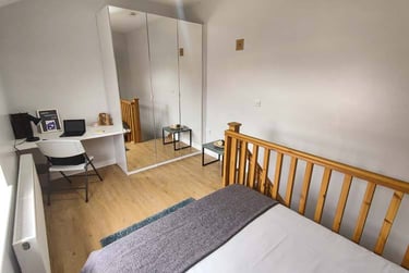1 bed flat, Thenford Street, City Centre, Northampton, NN15QT - Image 1