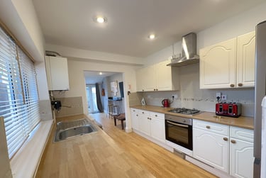5 bed house, ORCHARD RD -- 5x DOUBLE BEDS + BILLS INCLUDED, Southsea, Portsmouth, PO40AB - Image 7