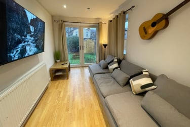 5 bed house, EDMUND RD - 5x DOUBLE BEDS + BILLS INCLUDED, Southsea, Portsmouth, PO40LL - Image 1