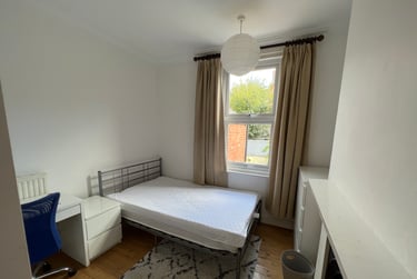 6 bed house, Well Street, St Sidwells, Exeter, EX46QR - Image 9