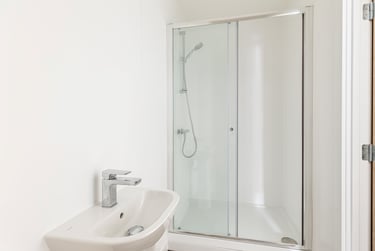 1 bed studio, Park Street, City Centre, Bristol, BS15JG - Image 4