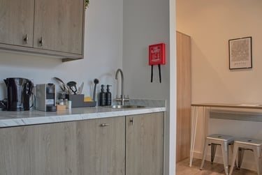 1 bed studio, Bond Street, Montpelier, Bristol, BS29AW - Image 3