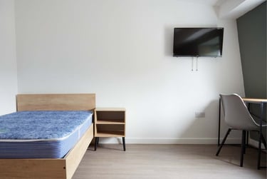 4 bed flat, Redcliff Street, City Centre, Bristol, BS16LU - Image 2