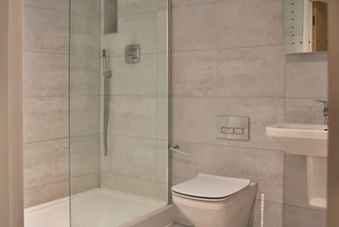 2 bed flat, St. James's Parade, Poets Corner, Bath, BA11UH - Image 4