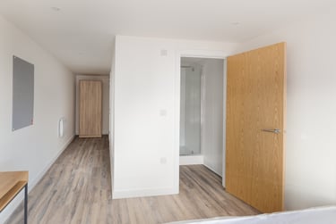 2 bed flat, Paintworks, Arno's Vale, Bristol, BS43EH - Image 3