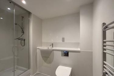 1 bed studio, Queen Square, City Centre, Bristol, BS14JE - Image 4