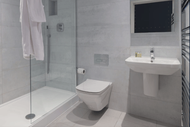 1 bed studio, St James's Parade, Poets Corner, Bath, BA11UH - Image 3