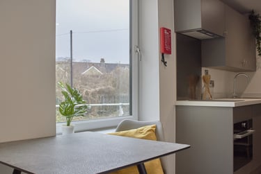 1 bed studio, Lower Bristol Road, Twerton, Bath, BA21FJ - Image 5