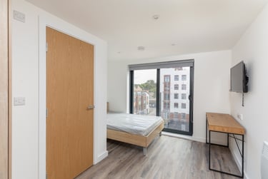 2 bed flat, Paintworks, Arno's Vale, Bristol, BS43EH - Image 6