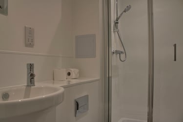 1 bed studio, Bond Street, Montpelier, Bristol, BS29AW - Image 6