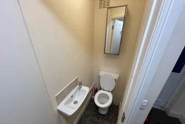 4 bed flat, St Albans Road, Brynmill, Swansea, SA20BP - Image 7