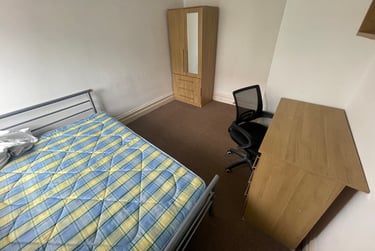 4 bed flat, St Albans Road, Brynmill, Swansea, SA20BP - Image 14