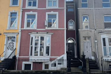 3 bed flat, Bryn Road, Brynmill, Swansea, SA20AR - Image 1