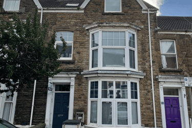 2 bed flat, St Albans Road, Brynmill, Swansea, SA20BP - Image 1