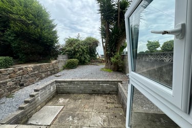 1 bed flat, Bryn Road, Brynmill, Swansea, SA20AR - Image 10