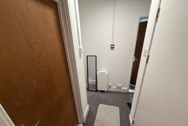 2 bed flat, Bryn Road, Brynmill, Swansea, SA20AP - Image 2