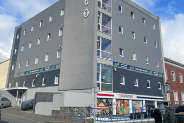 1 bed studio, St Helens Road, Mount Pleasant, Swansea, SA14DQ - Image 1