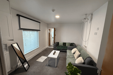 6 bed house, Gwydr Crescent, Uplands, Swansea, SA20AD - Image 2