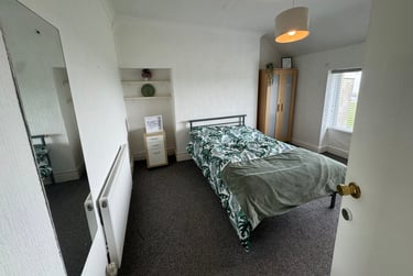 7 bed house, Bryn Road, Brynmill, Swansea, SA20AR - Image 2