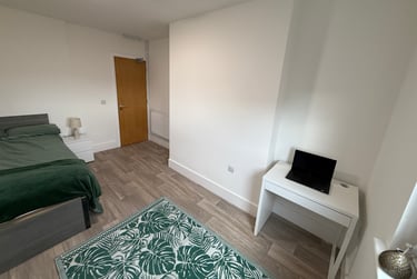 2 bed flat, St Helens Road, Mount Pleasant, Swansea, SA14DQ - Image 10