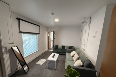 3 bed house, Gwydr Crescent, Uplands, Swansea, SA20AD - Image 2