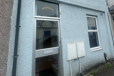 3 bed flat, Oxford Street, Brynmill, Swansea, SA13JW - Image 1