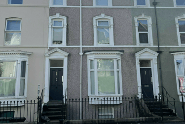 6 bed flat, Bryn Road, Brynmill, Swansea, SA20AP - Image 1
