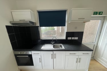 4 bed flat, St Albans Road, Brynmill, Swansea, SA20BP - Image 3