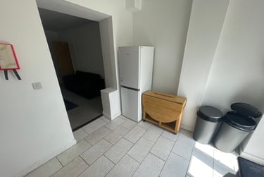 3 bed flat, Bryn Road, Brynmill, Swansea, SA20AP - Image 3