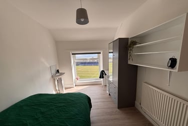 3 bed flat, Bryn Road, Brynmill, Swansea, SA20AR - Image 12