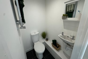 1 bed flat, Bryn Road, Brynmill, Swansea, SA20AR - Image 3