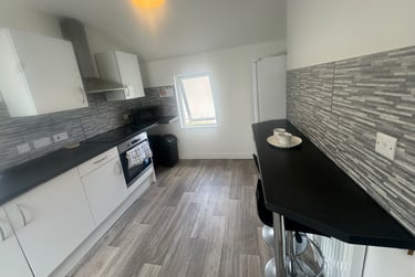 3 bed flat, Malvern Terrace, Brynmill, Swansea, SA20BE - Image 12