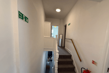 1 bed house, Gwydr Crescent, Uplands, Swansea, SA20AD - Image 11