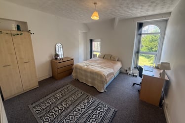 2 bed flat, Bryn Road, Brynmill, Swansea, SA20AP - Image 12