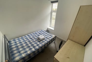 3 bed flat, Bryn Road, Brynmill, Swansea, SA20AP - Image 14