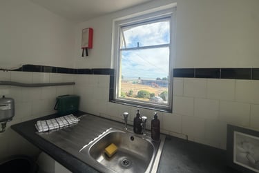 2 bed flat, Bryn Road, Brynmill, Swansea, SA20AP - Image 14