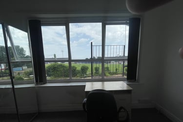 3 bed flat, Bryn Road, Brynmill, Swansea, SA20AR - Image 15