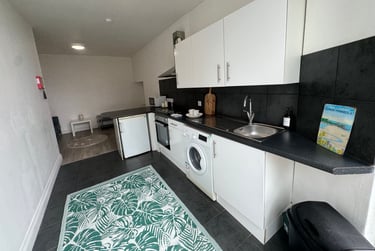 2 bed flat, Bryn Road, Brynmill, Swansea, SA20AR - Image 15