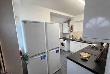 6 bed house, Gwydr Crescent, Uplands, Swansea, SA20AD - Image 4