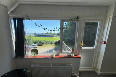 3 bed flat, Bryn Road, Brynmill, Swansea, SA20AP - Image 4
