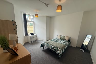 2 bed flat, Bryn Road, Brynmill, Swansea, SA20AR - Image 4
