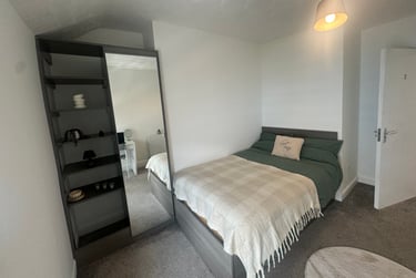 2 bed flat, Bryn Road, Brynmill, Swansea, SA20AR - Image 5