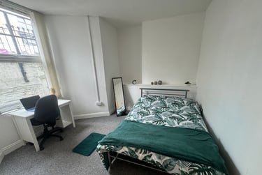 2 bed flat, Bryn Road, Brynmill, Swansea, SA20AR - Image 5