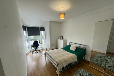 3 bed flat, Bryn Road, Brynmill, Swansea, SA20AT - Image 5