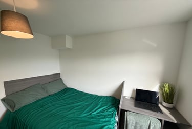 2 bed flat, Eversley Road, Sketty, Swansea, SA29DE - Image 5